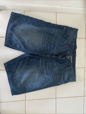 Men's Blue Denim Shorts - Classic Wash